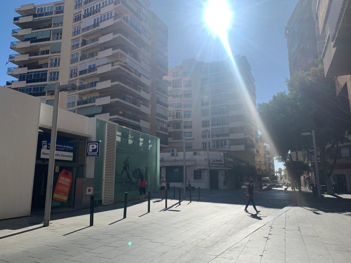Homely Málaga Malagueta junto al mar Exterior foto